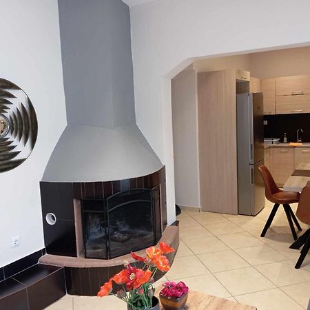 The Genius Apartment 3 Rooms, Α Floor 3 Υπνοδωμάτια, A Όροφος Atenas Exterior foto